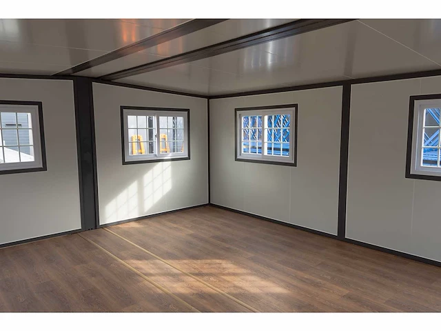 Mobiele woonunit / kantoor 28m2 - afbeelding 13 van  24