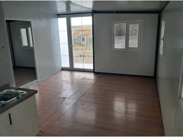 Mobiele woonunit / tiny home / chalet - afbeelding 2 van  9