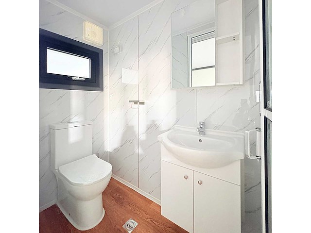 Mobiele woonunit / tiny home / chalet - afbeelding 3 van  12
