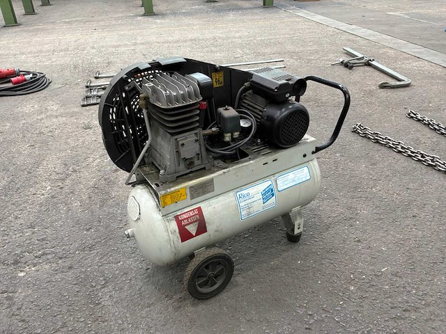 Mobiele zuigercompressor - afbeelding 1 van  8