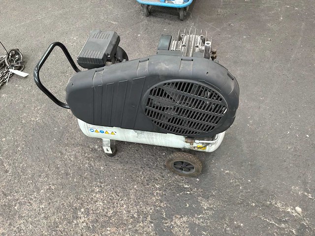 Mobiele zuigercompressor - afbeelding 8 van  8