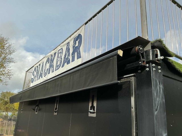 Mobilchef ingerichte mobiele snackbar / container-snackbar - afbeelding 5 van  40