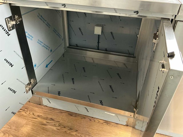 Mobilchef ingerichte mobiele snackbar / container-snackbar - afbeelding 26 van  40