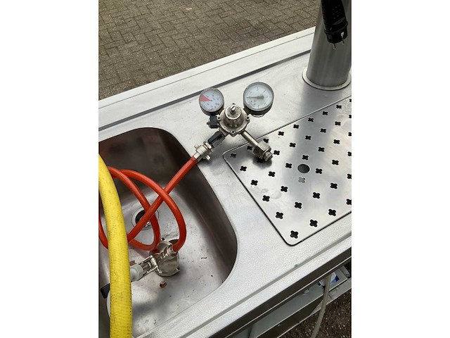 Mobile beer tap installation 2,5m - afbeelding 5 van  5