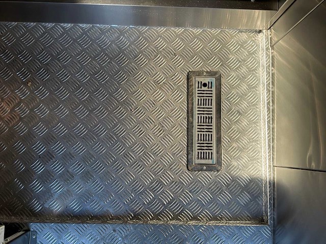 Mobile chef farmtrailer bar - afbeelding 11 van  24