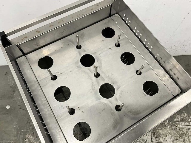 Mobile containing - mobiele stapelaar voor kunststof deksels - afbeelding 3 van  6