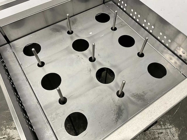 Mobile containing - mobiele stapelaar voor kunststof deksels - afbeelding 2 van  5