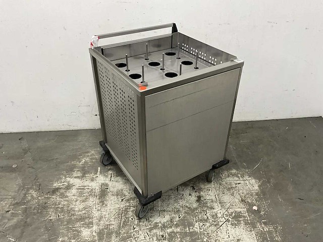 Mobile containing - mobiele stapelaar voor kunststof deksels - afbeelding 1 van  5