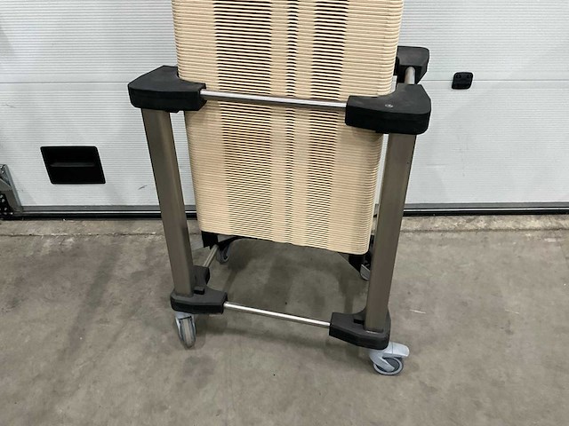Mobile containing dbs 1/1 gn dienbladen inclusief lowerator (150x) - afbeelding 4 van  9