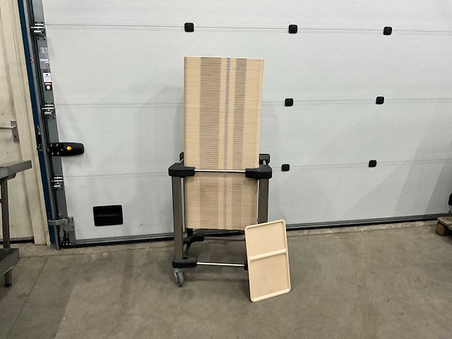 Mobile containing dbs 1/1 gn dienbladen inclusief lowerator (150x) - afbeelding 1 van  8