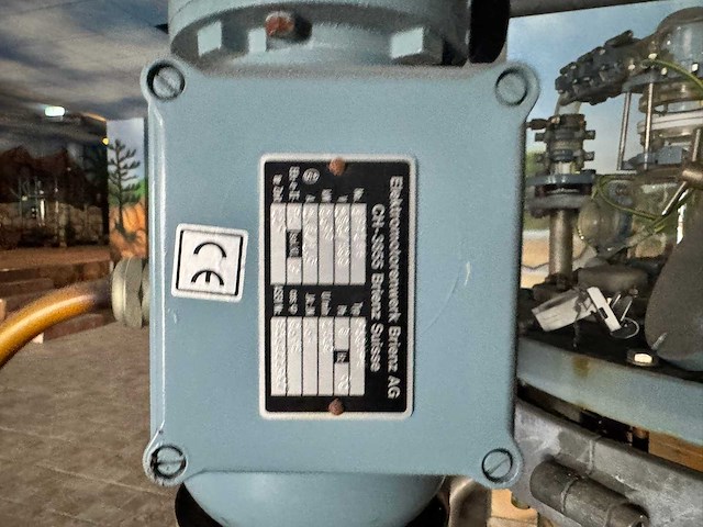 Mobile glass container in rack - afbeelding 2 van  11