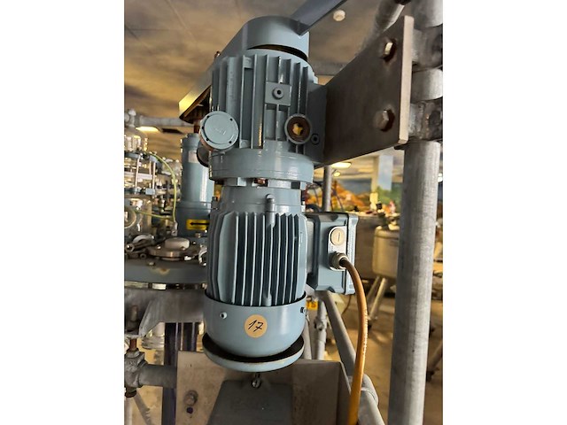 Mobile glass container in rack - afbeelding 4 van  11