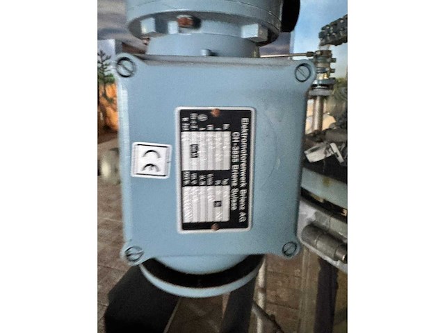 Mobile glass container in rack - afbeelding 6 van  11