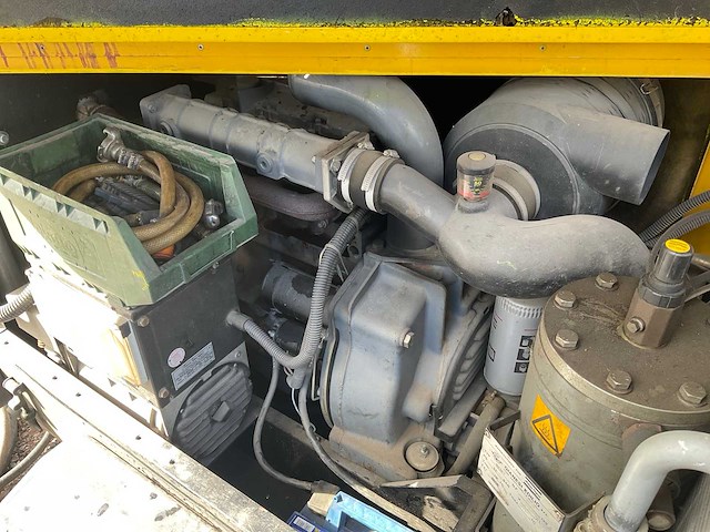 Mobile luchtcompressor - afbeelding 14 van  16