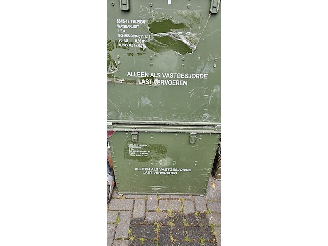 Mobile wasbak unit in zagres kist , h + p labortechnik ag munchen - afbeelding 11 van  11