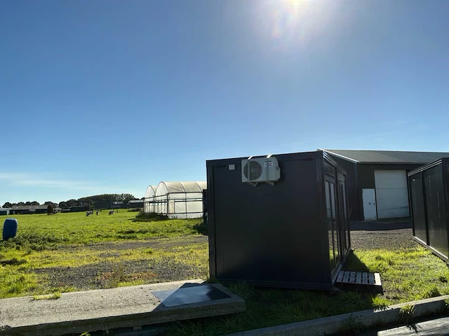 Mobile woonunit tiny home 240 x 600 x 250 - afbeelding 4 van  17