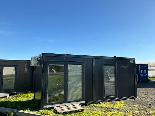 Mobile woonunit tiny home 240 x 600 x 250 - afbeelding 8 van  15