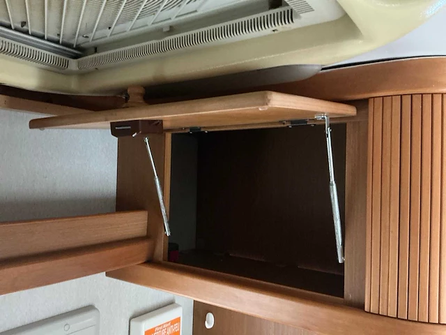 Mobilvetta euroyacht / iveco daily 35.12 2.8 turbo diesel camper - afbeelding 34 van  69