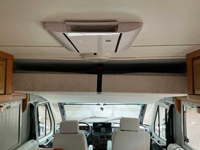 Mobilvetta euroyacht / iveco daily 35.12 2.8 turbo diesel camper - afbeelding 41 van  69