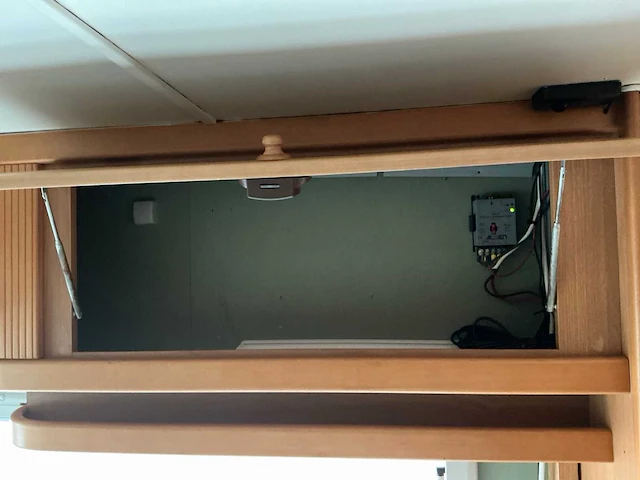 Mobilvetta euroyacht / iveco daily 35.12 2.8 turbo diesel camper - afbeelding 45 van  69