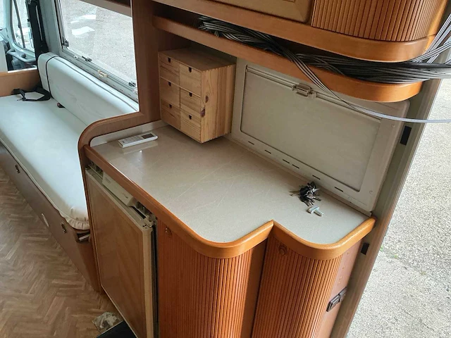Mobilvetta euroyacht / iveco daily 35.12 2.8 turbo diesel camper - afbeelding 61 van  69