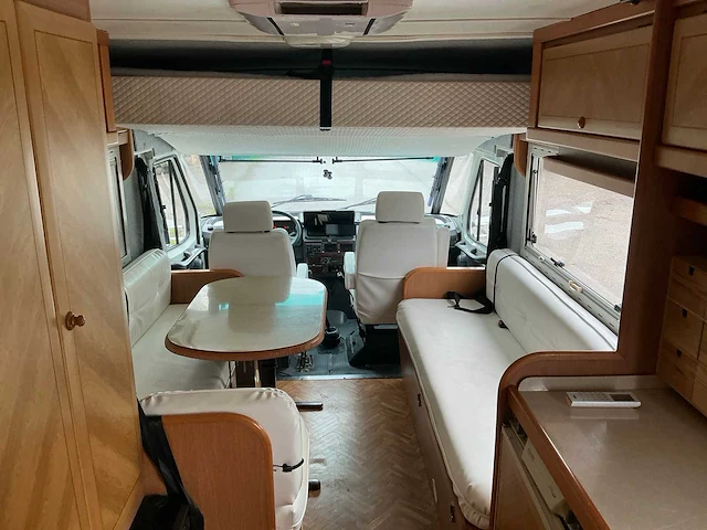 Mobilvetta euroyacht / iveco daily 35.12 2.8 turbo diesel camper - afbeelding 57 van  69