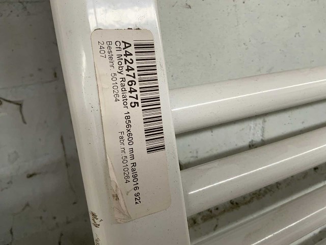Moby designradiator - afbeelding 3 van  3