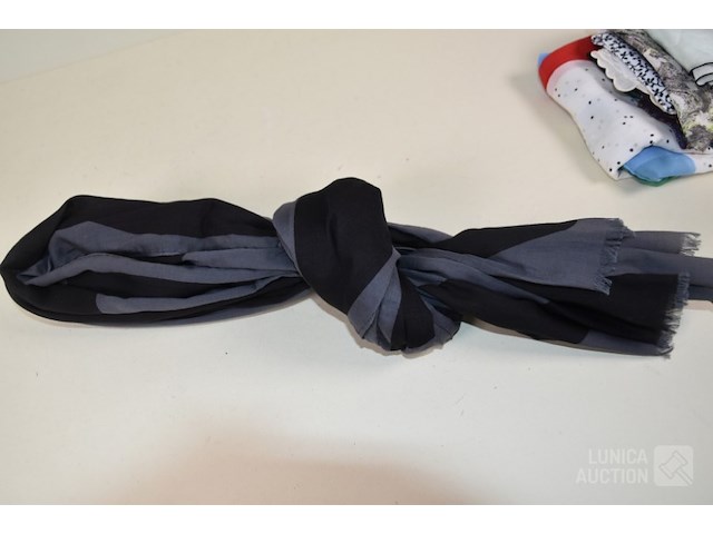 Modeaccessoires - afbeelding 8 van  10