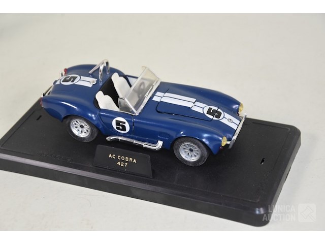 Modelauto: ac cobra 427 sc - afbeelding 2 van  5