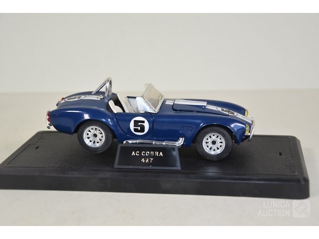 Modelauto: ac cobra 427 sc - afbeelding 4 van  5