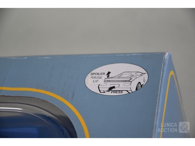 Modelauto: bugatti eb 110 - afbeelding 3 van  5