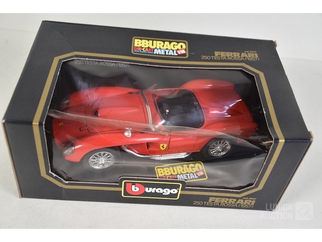 Modelauto's: verzameling ferrari's - afbeelding 10 van  11