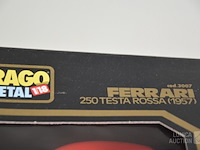 Modelauto's: verzameling ferrari's - afbeelding 11 van  11