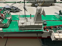 Modelbouw vliegdekschip hms hermes r12 - afbeelding 9 van  20