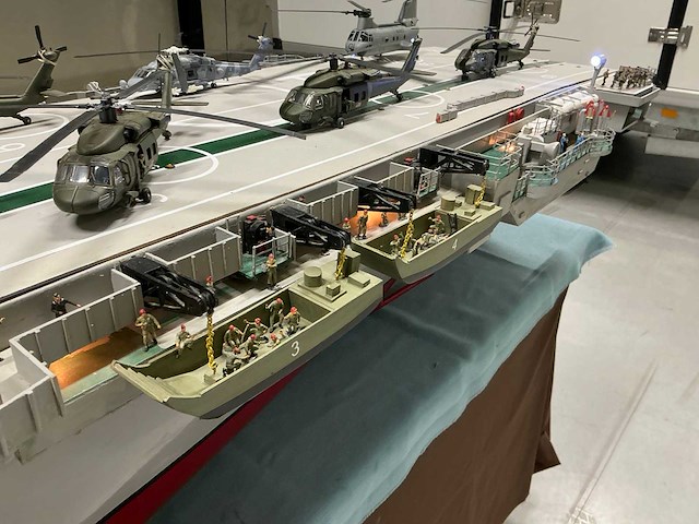 Modelbouw vliegdekschip hms hermes r12 - afbeelding 4 van  20