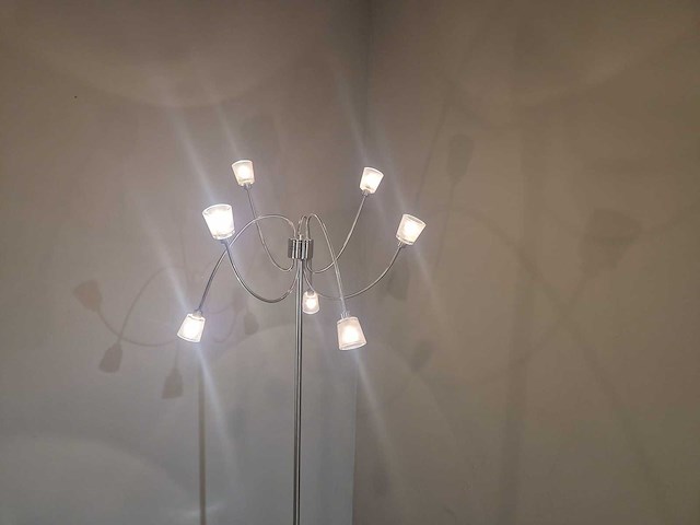 Moderne - design - vloerlamp - afbeelding 8 van  11