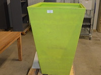 Moderne groen pvc staantafel afm. 70x70x110 - afbeelding 3 van  5