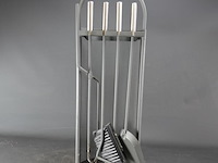 Moderne ijzeren haardset - afbeelding 1 van  4