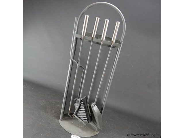 Moderne ijzeren haardset - afbeelding 2 van  4