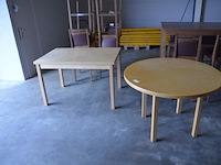 Moderne natuurkleur houten tafel afm. 120x80 , moderne natuurkleur tafel diam. 110 - afbeelding 1 van  8