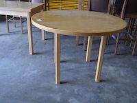 Moderne natuurkleur houten tafel afm. 120x80 , moderne natuurkleur tafel diam. 110 - afbeelding 2 van  8