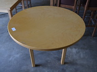 Moderne natuurkleur houten tafel afm. 120x80 , moderne natuurkleur tafel diam. 110 - afbeelding 3 van  8