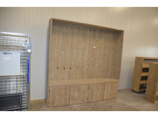 Moderne vol houten kast 4 deuren met opzet afm. 240x37x235 - afbeelding 2 van  7