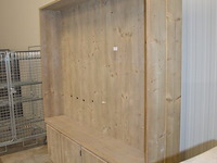 Moderne vol houten kast 4 deuren met opzet afm. 240x37x235 - afbeelding 6 van  7