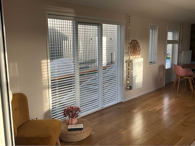 Moderne woonboot / woonark - afbeelding 6 van  45