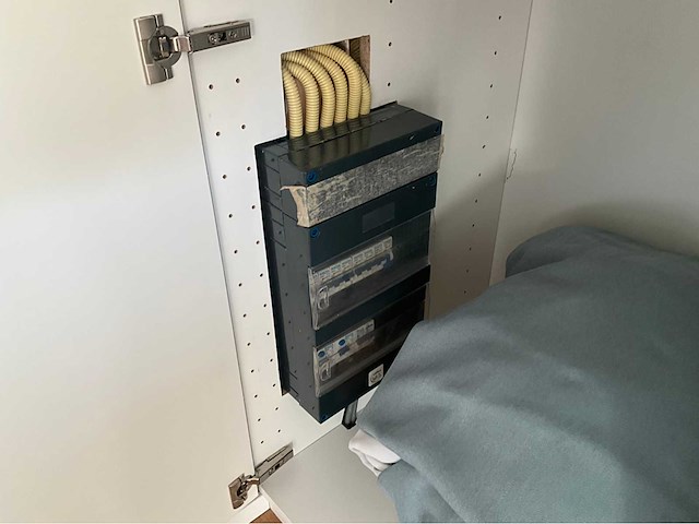 Moderne woonboot / woonark - afbeelding 35 van  45