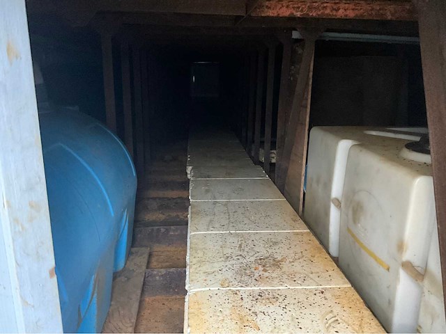 Moderne woonboot / woonark - afbeelding 38 van  45