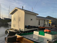 Moderne woonboot / woonark - afbeelding 42 van  45