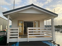 Moderne woonboot / woonark - afbeelding 44 van  45