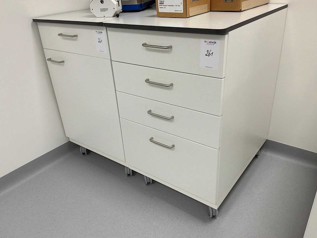 Modulair laboratorium mobiel kastje (4x) - afbeelding 2 van  2